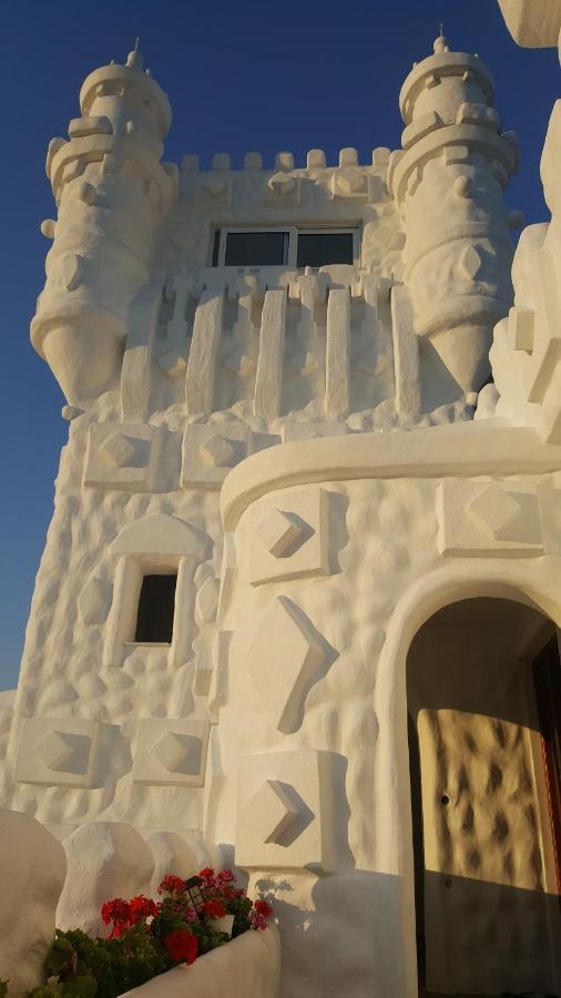 Snow White Castle Apartment Kiotári Kültér fotó