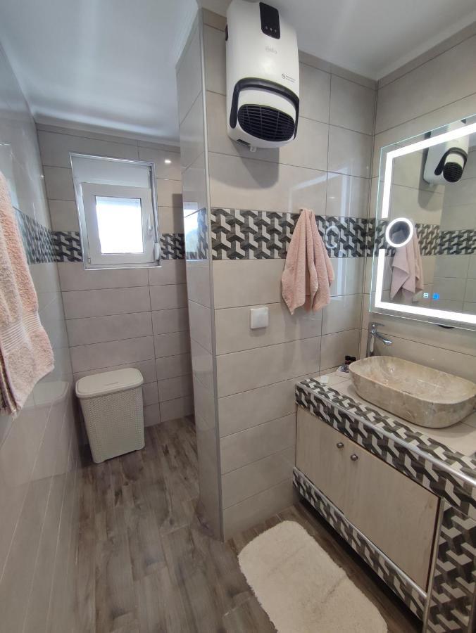 Snow White Castle Apartment Kiotári Kültér fotó